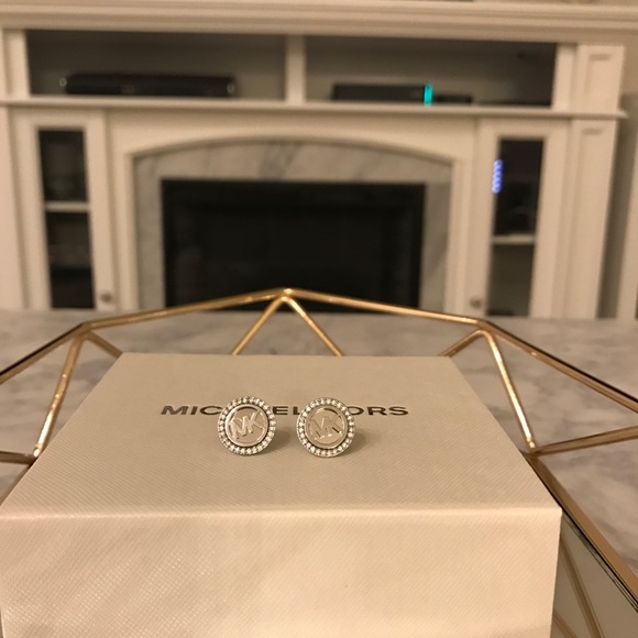 🆕 MK Sterling Silver Stud Earring - Picture 2 of 5